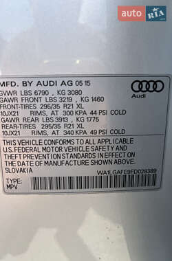 Внедорожник / Кроссовер Audi Q7 2015 в 