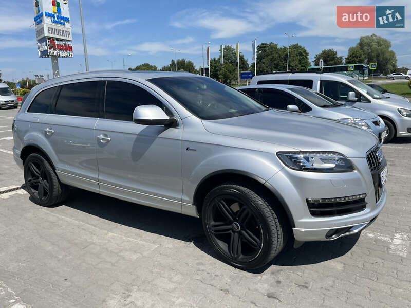 Позашляховик / Кросовер Audi Q7 2015 в Львові