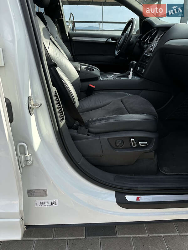 Позашляховик / Кросовер Audi Q7 2015 в Хусті фото 12 Позашляховик / Кросовер Audi Q7 2015 в Хусті