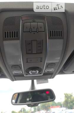 Внедорожник / Кроссовер Audi Q7 2013 в 