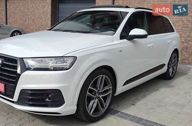 Внедорожник / Кроссовер Audi Q7 2016 в Черновцах