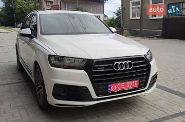 Внедорожник / Кроссовер Audi Q7 2016 в Черновцах