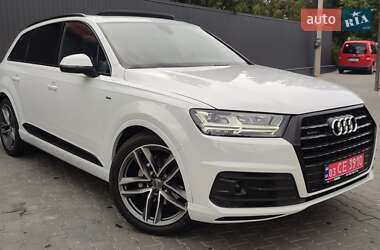 Позашляховик / Кросовер Audi Q7 2016 в Чернівцях