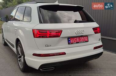 Внедорожник / Кроссовер Audi Q7 2016 в Черновцах