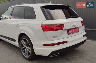 Внедорожник / Кроссовер Audi Q7 2016 в Черновцах