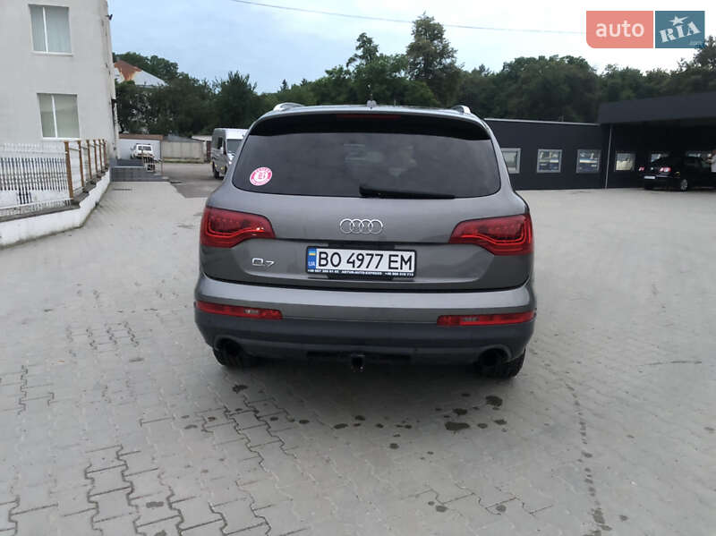 Внедорожник / Кроссовер Audi Q7 2012 в Бучаче
