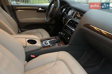 Внедорожник / Кроссовер Audi Q7 2012 в 