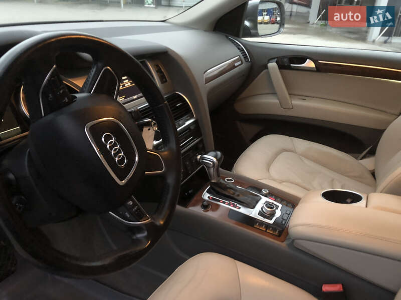 Внедорожник / Кроссовер Audi Q7 2012 в Бучаче