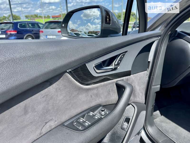 Внедорожник / Кроссовер Audi Q7 2015 в Ровно фото 12 Внедорожник / Кроссовер Audi Q7 2015 в Ровно