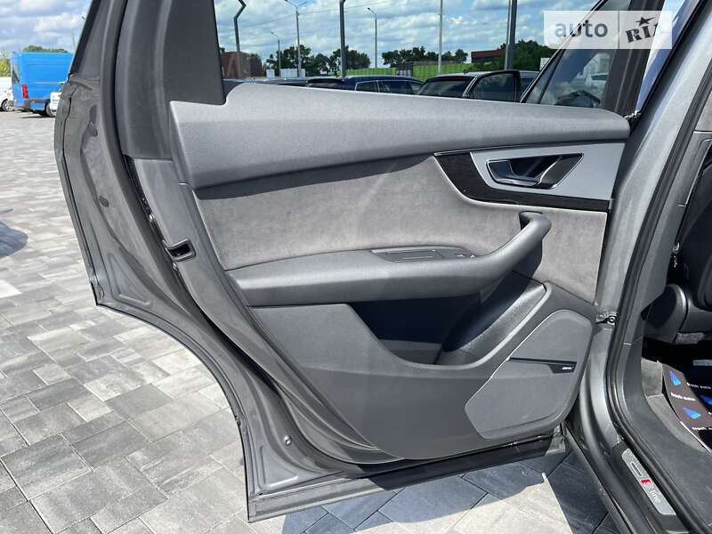 Внедорожник / Кроссовер Audi Q7 2015 в Ровно фото 26 Внедорожник / Кроссовер Audi Q7 2015 в Ровно