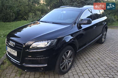 Внедорожник / Кроссовер Audi Q7 2009 в 