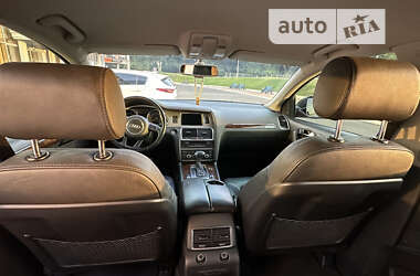 Внедорожник / Кроссовер Audi Q7 2013 в 