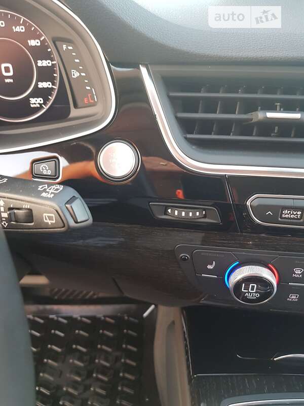 Внедорожник / Кроссовер Audi Q7 2018 в Киеве фото 30 Внедорожник / Кроссовер Audi Q7 2018 в Киеве