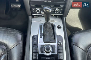 Внедорожник / Кроссовер Audi Q7 2006 в 