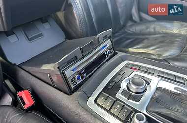 Внедорожник / Кроссовер Audi Q7 2006 в 