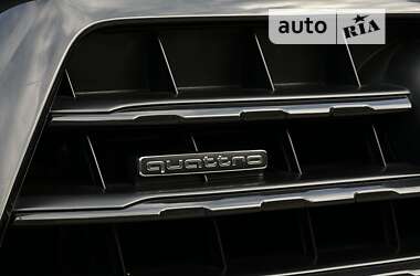 Внедорожник / Кроссовер Audi Q7 2016 в 