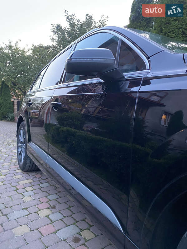 Позашляховик / Кросовер Audi Q7 2017 в Кам'янці-Бузькій