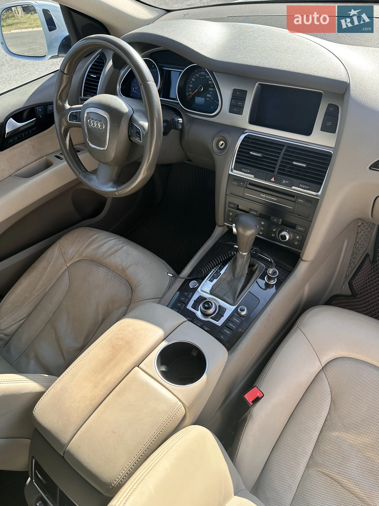 2010 Audi Q7 - мініатюра 12