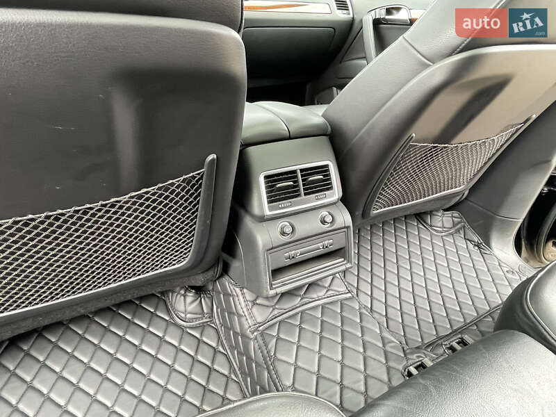 Внедорожник / Кроссовер Audi Q7 2015 в Николаеве