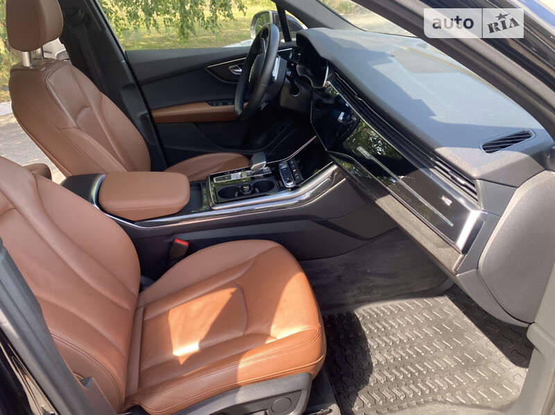 Внедорожник / Кроссовер Audi Q7 2020 в Умани фото 32 Внедорожник / Кроссовер Audi Q7 2020 в Умани