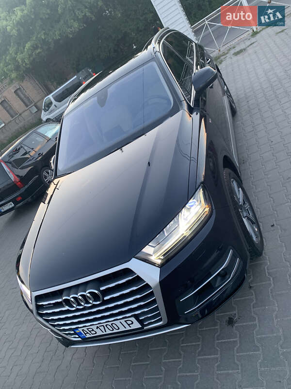 Внедорожник / Кроссовер Audi Q7 2017 в Виннице