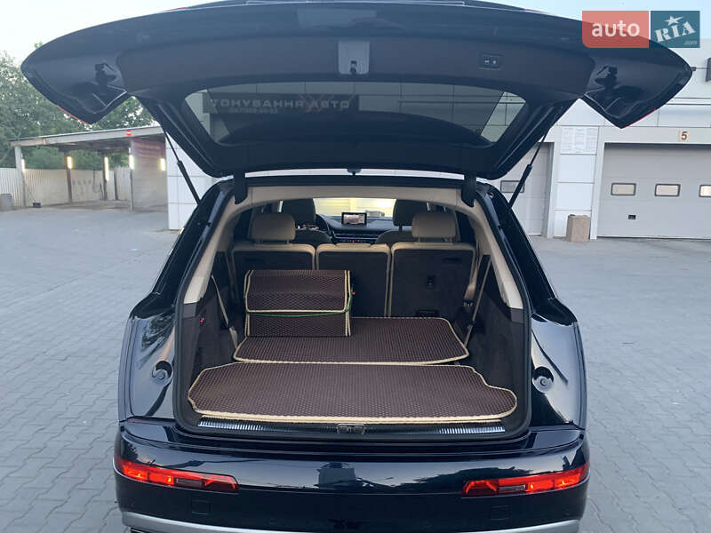 Внедорожник / Кроссовер Audi Q7 2017 в Виннице