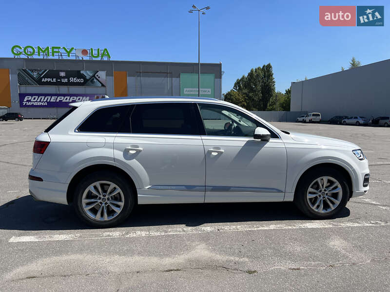 Позашляховик / Кросовер Audi Q7 2018 в Полтаві фото 17 Позашляховик / Кросовер Audi Q7 2018 в Полтаві