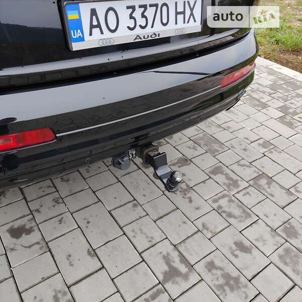 Позашляховик / Кросовер Audi Q7 2010 в Виноградові
