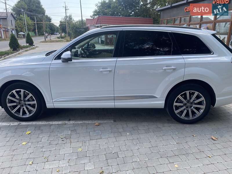 Внедорожник / Кроссовер Audi Q7 2019 в Одессе