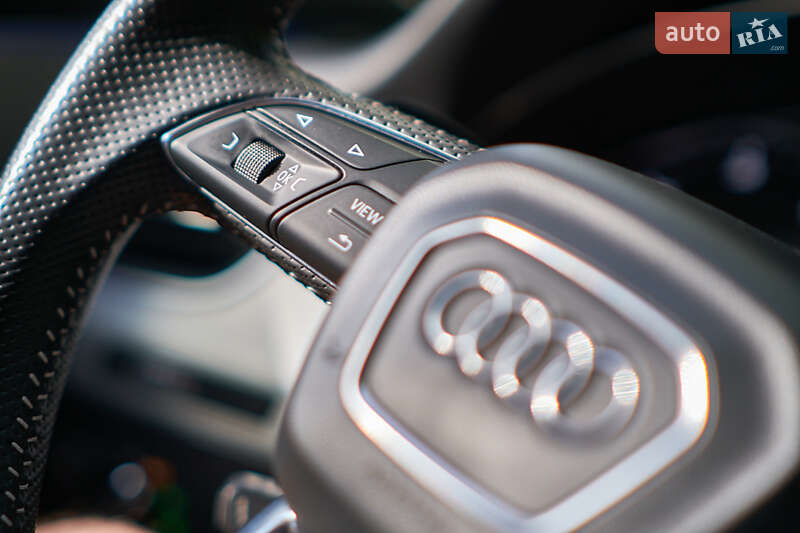 Внедорожник / Кроссовер Audi Q7 2016 в Хмельницком