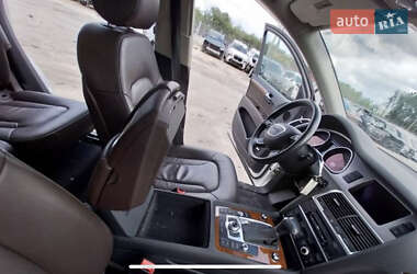 Внедорожник / Кроссовер Audi Q7 2014 в 
