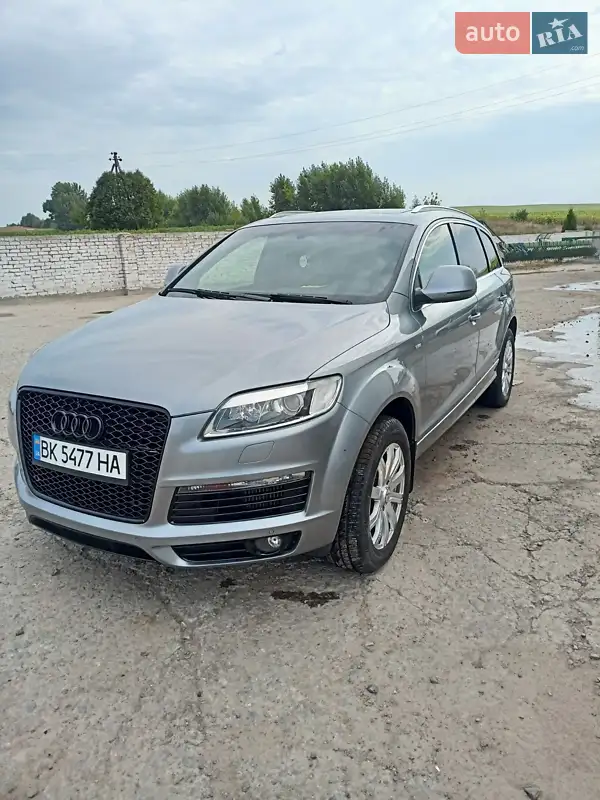 Audi Q7