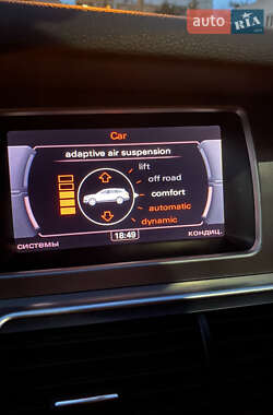 Позашляховик / Кросовер Audi Q7 2013 в 