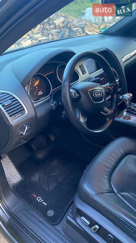 Внедорожник / Кроссовер Audi Q7 2014 в Черновцах