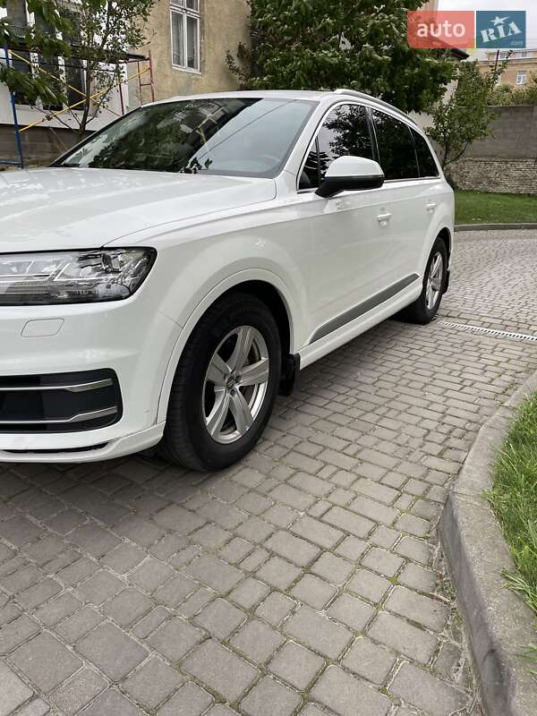 Внедорожник / Кроссовер Audi Q7 2017 в Львове