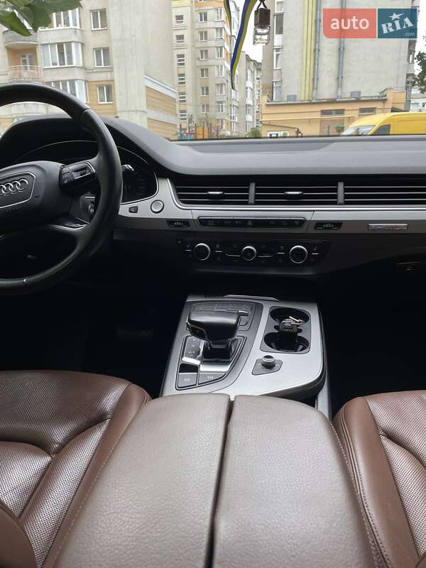 Внедорожник / Кроссовер Audi Q7 2017 в Львове