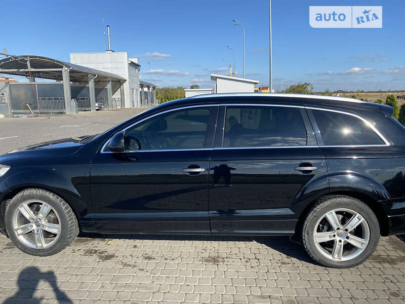 Позашляховик / Кросовер Audi Q7 2006 в Городку