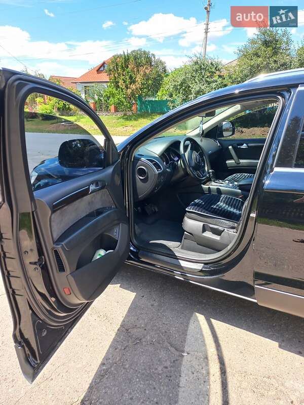 Внедорожник / Кроссовер Audi Q7 2007 в Киеве