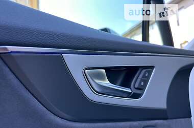 Позашляховик / Кросовер Audi Q7 2017 в 