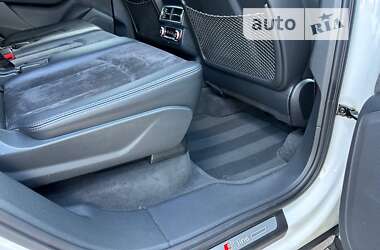 Позашляховик / Кросовер Audi Q7 2017 в 