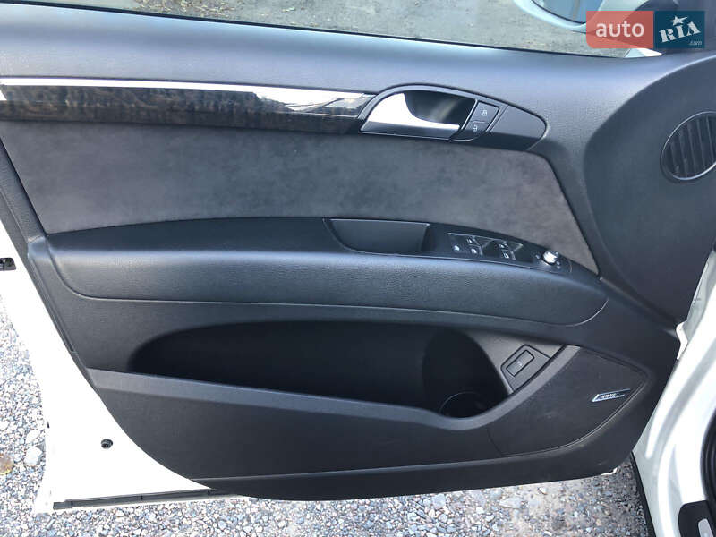 Внедорожник / Кроссовер Audi Q7 2013 в Львове