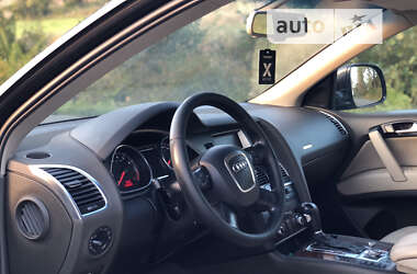 Внедорожник / Кроссовер Audi Q7 2007 в 