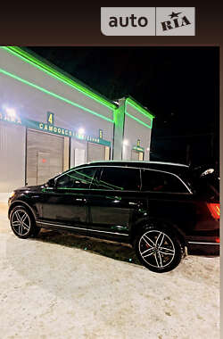 Позашляховик / Кросовер Audi Q7 2011 в Чорткові