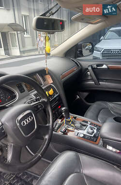 Внедорожник / Кроссовер Audi Q7 2011 в Чорткове
