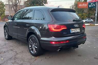 Внедорожник / Кроссовер Audi Q7 2010 в Одессе