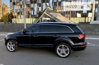 Внедорожник / Кроссовер Audi Q7 2015 в Харькове