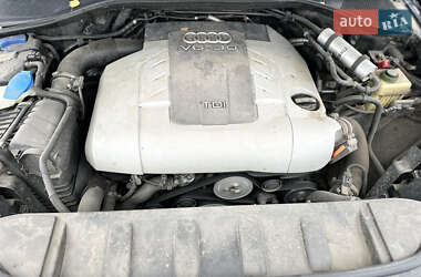 Внедорожник / Кроссовер Audi Q7 2012 в 