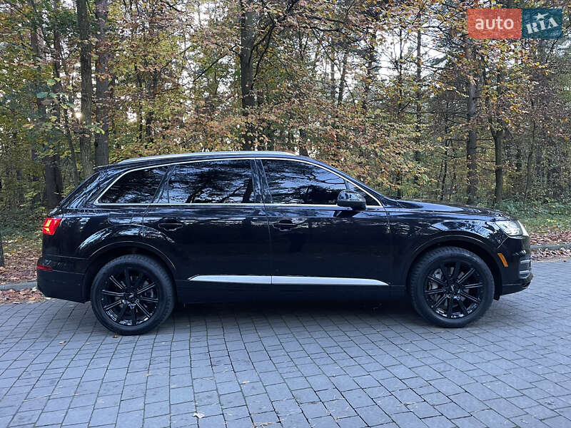 Внедорожник / Кроссовер Audi Q7 2016 в Львове