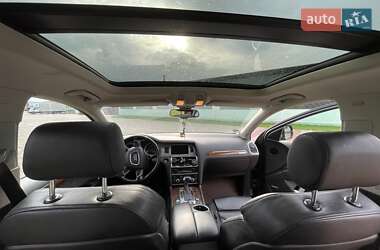 Внедорожник / Кроссовер Audi Q7 2014 в 