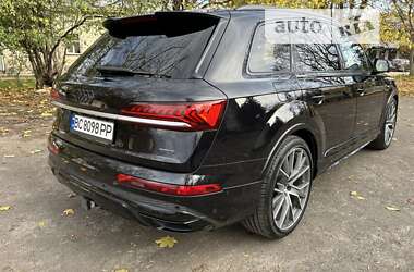 Внедорожник / Кроссовер Audi Q7 2020 в 